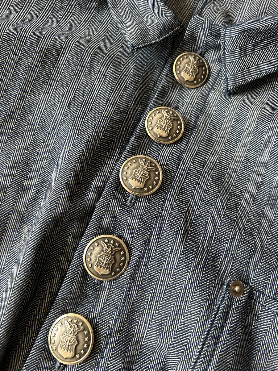 96FA1966-5EB2-4A1D-9479-5AA6442364E4_1_201_a 1